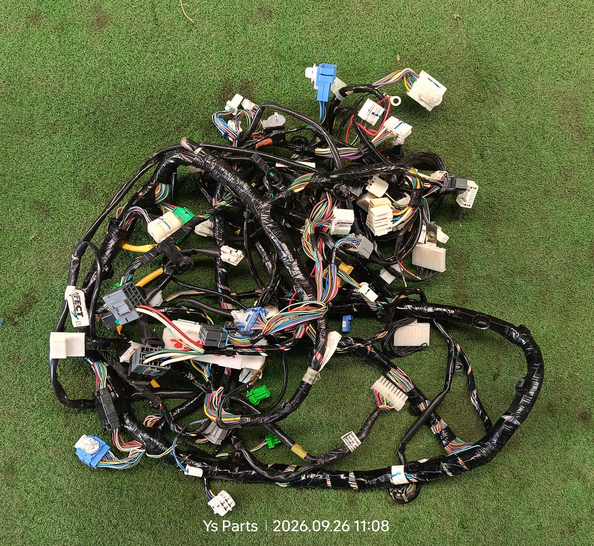 MITSUBISHI XPANDER DASHBOARD WIRING (8522K972-0D0004)
