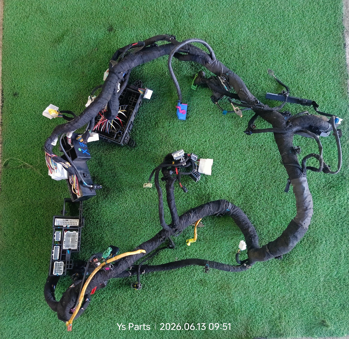 PROTON X70 FUSE BOX WIRING (6600138100)
