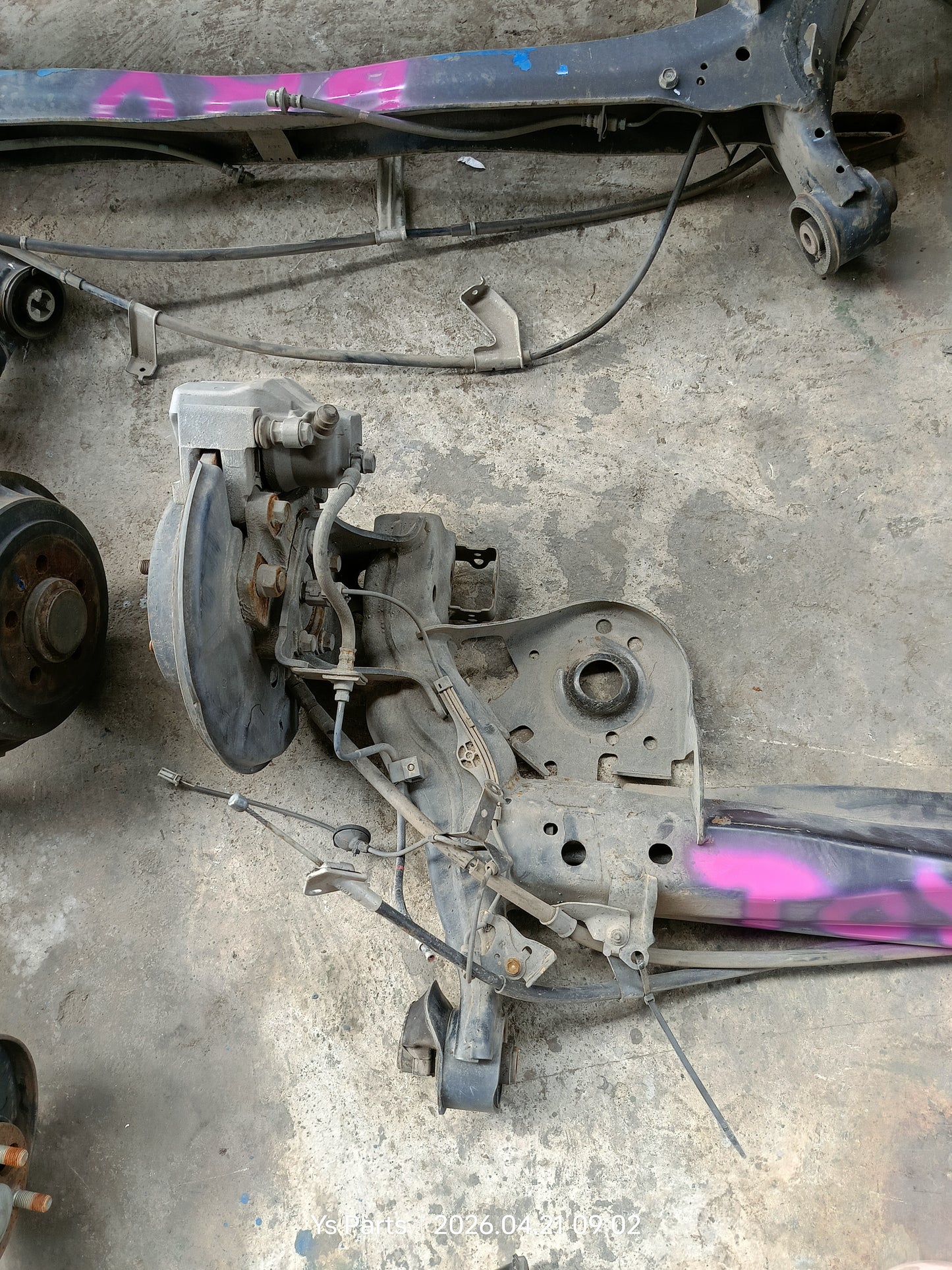 TOYOTA CROSS REAR AXLE (RA0013)