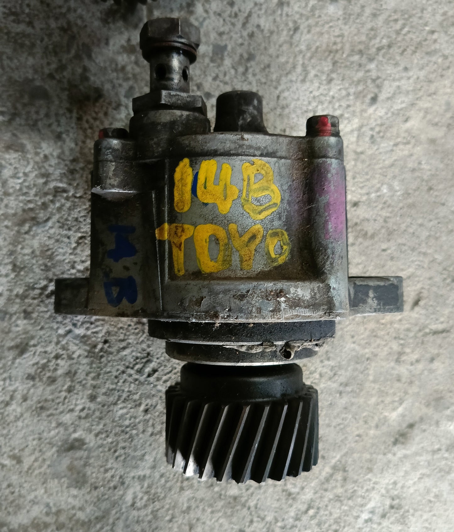 TOYOTA 14B STEERING PUMP (SP0037)
