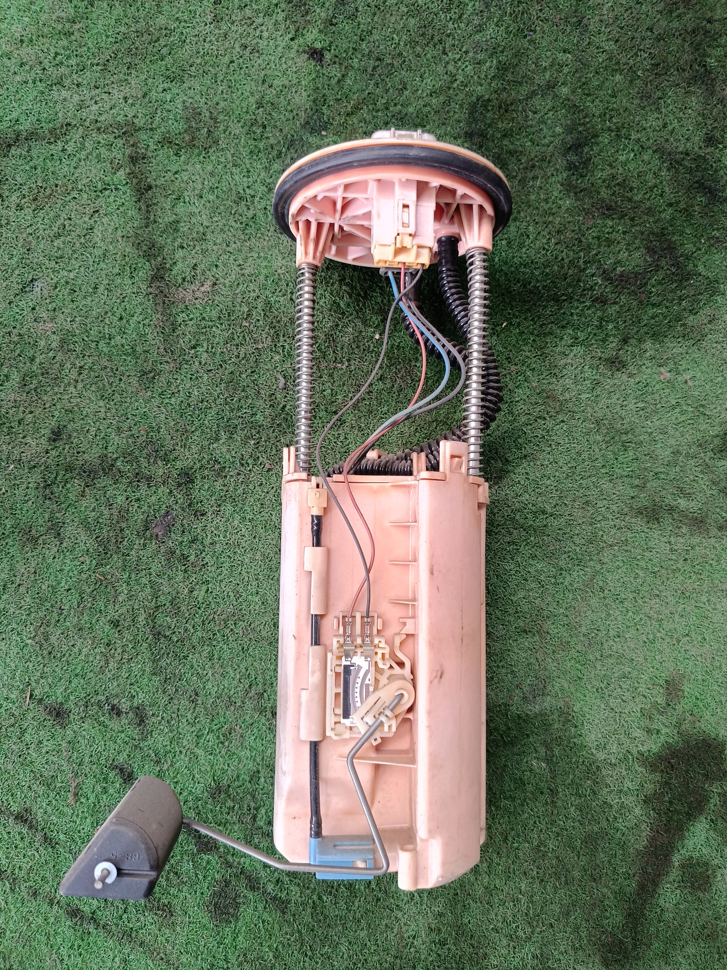 TOYOTA INNOVA FUEL PUMP (77020-292010)