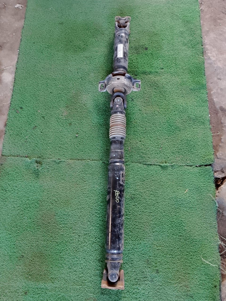 TOYOTA HILUX REVO LONG SHAFT MANUAL (LS0010)