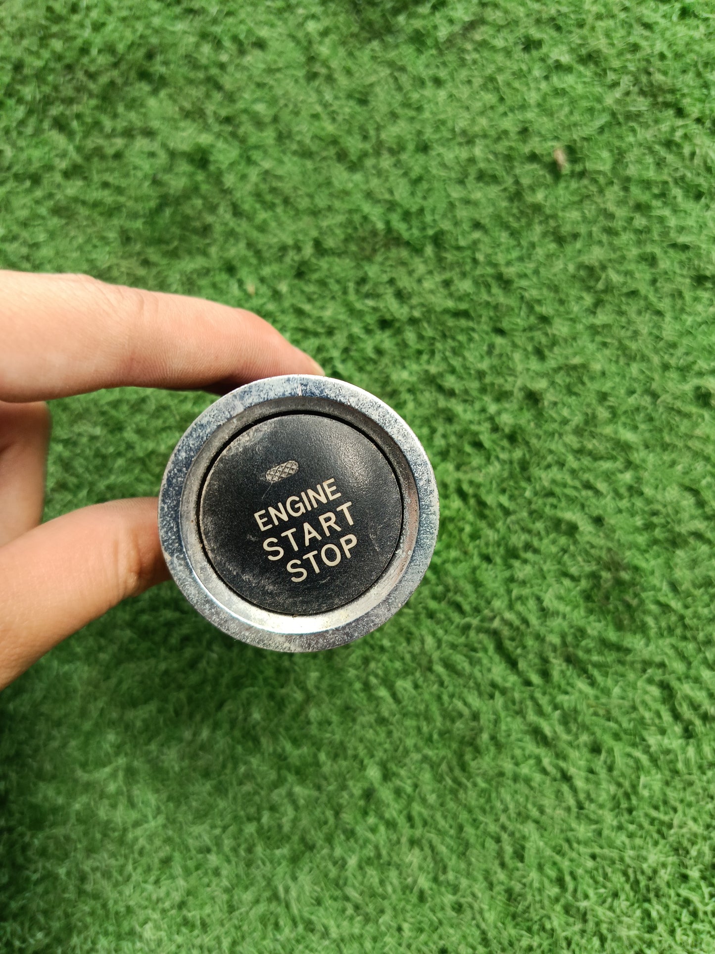 TOYOTA ESTIMA ACR50 PUSH START BUTTON (85417151500)