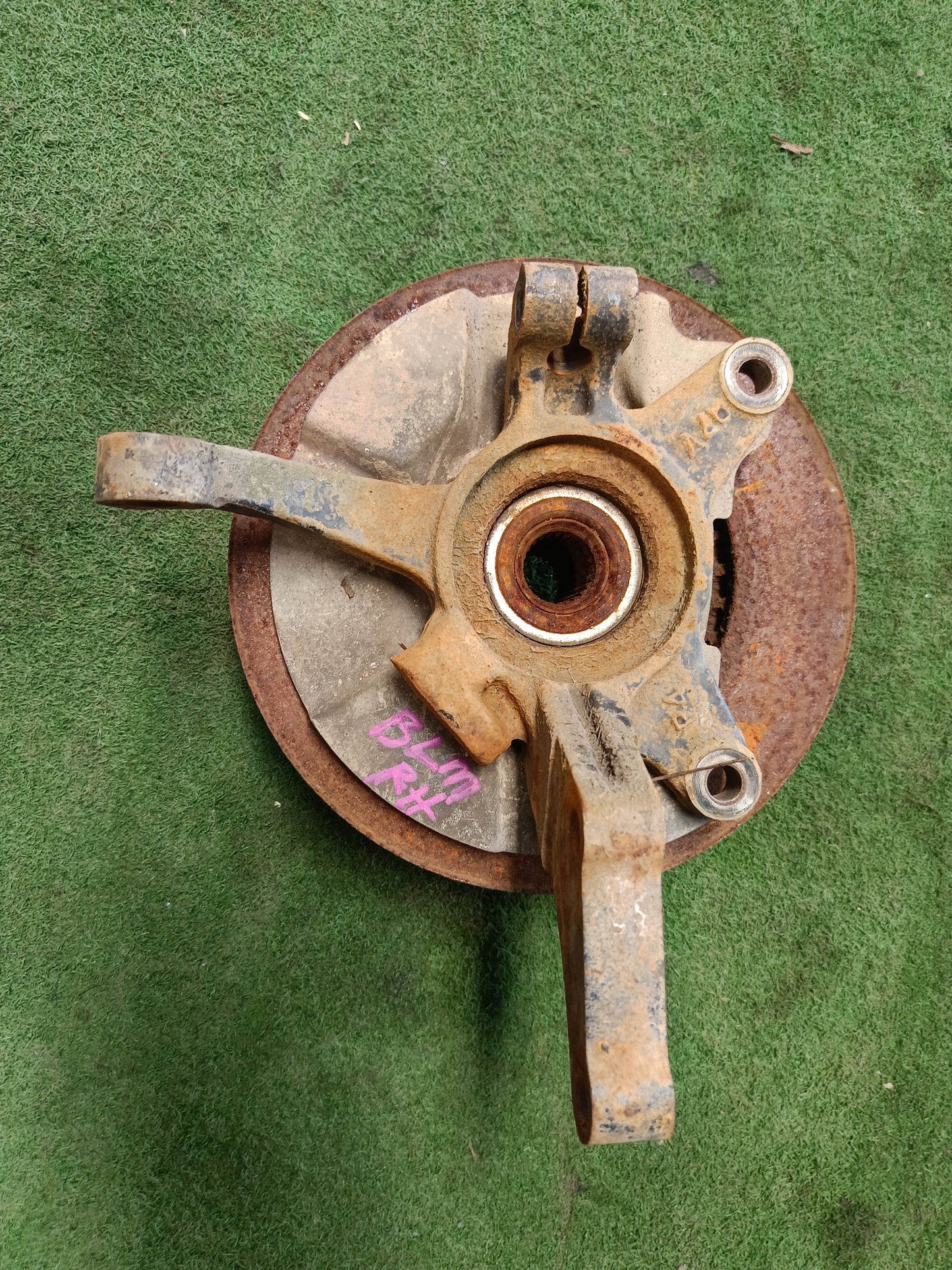 PROTON SAGA BLM KNUCKLE ARM RH (KA097)