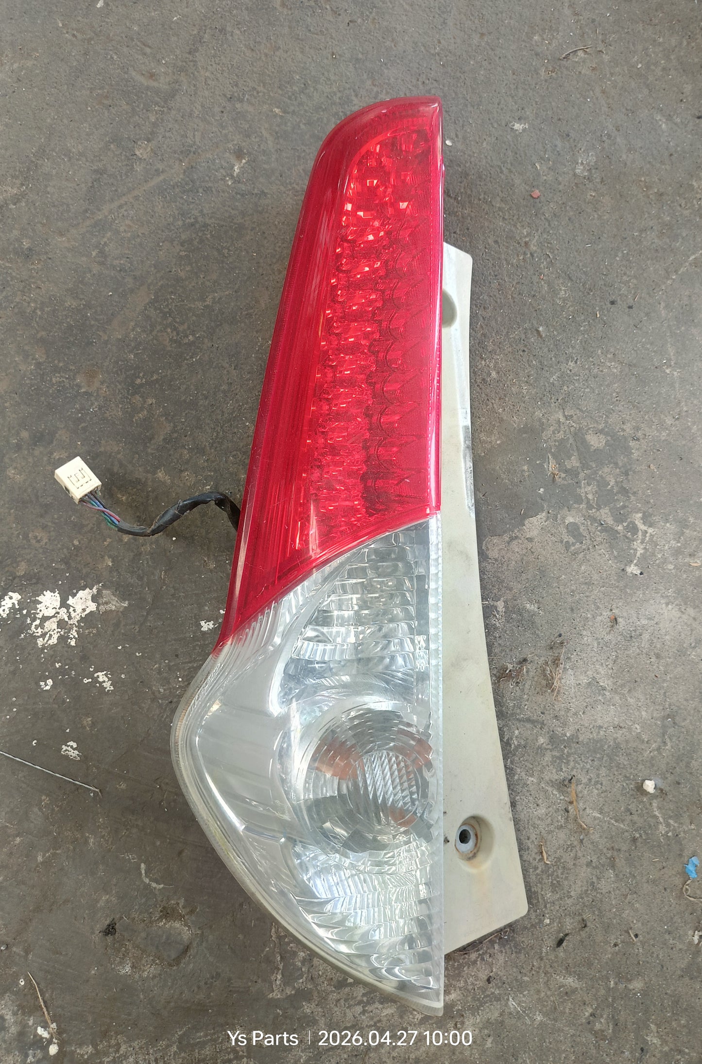 PERODUA ALZA TAIL LAMP LH (TL00103)
