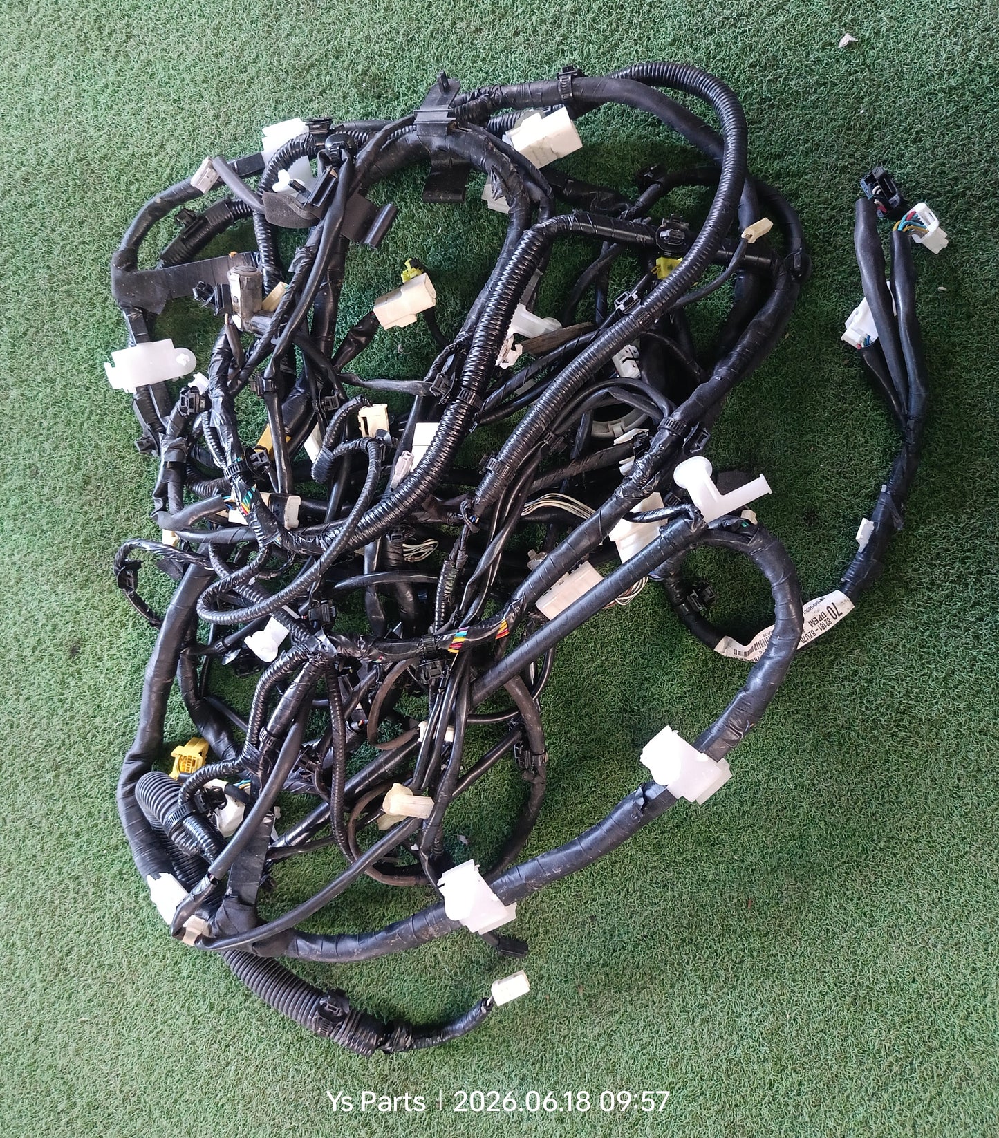 PERODUA BEZZA 1.3 WIRING (MIDDLE) [82161-BZ070-Q]
