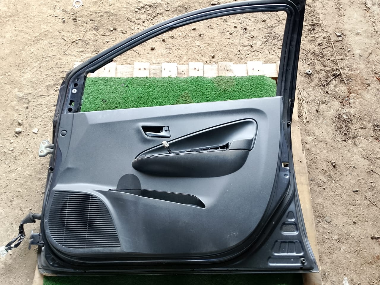 PERODUA AXIA DOOR PANEL FRH COMPLETE BLACK (DP00288)