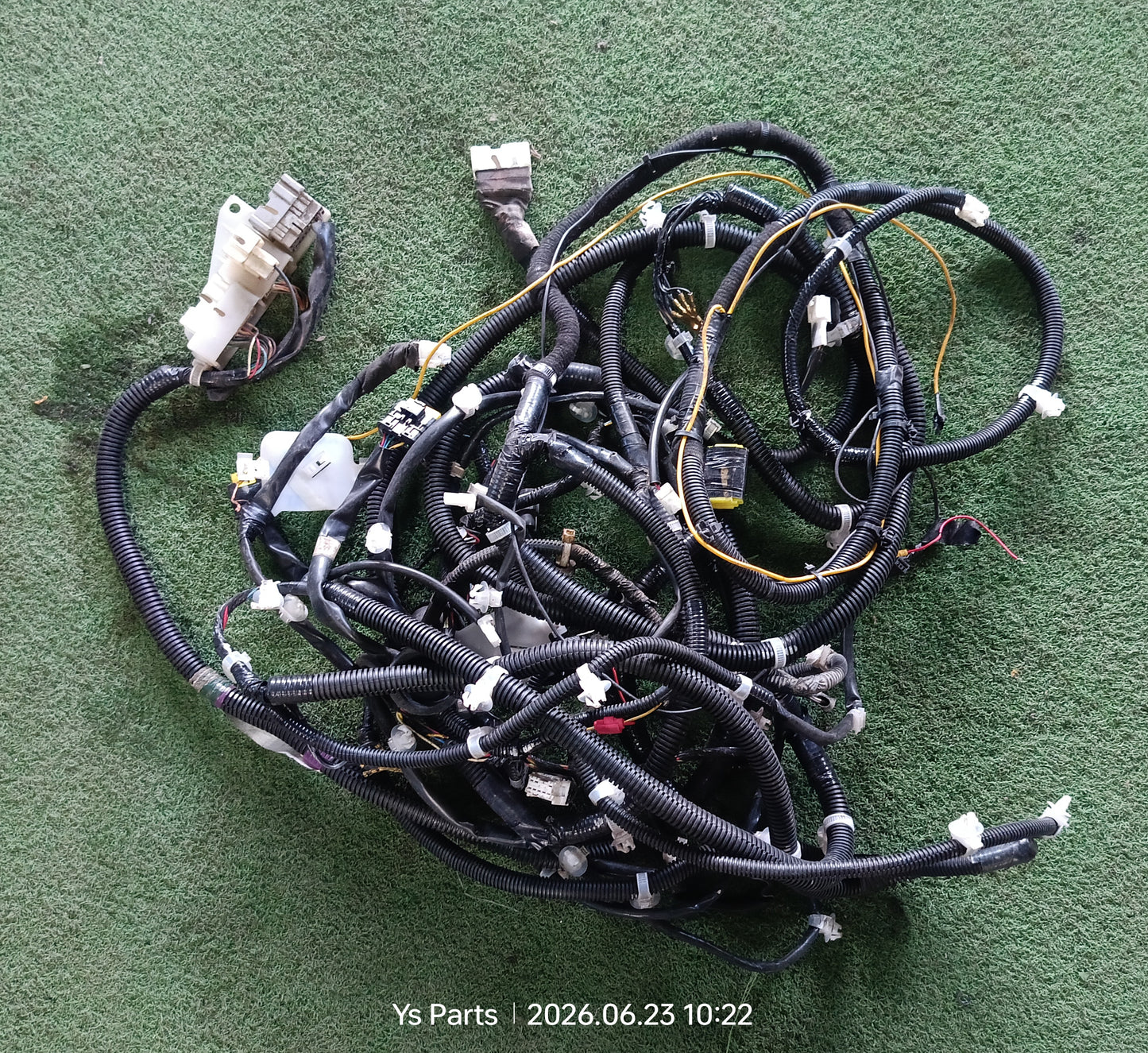 NISSAN ALMERA 1.5 N17 LOWER WIRING (24014-3BL0A)