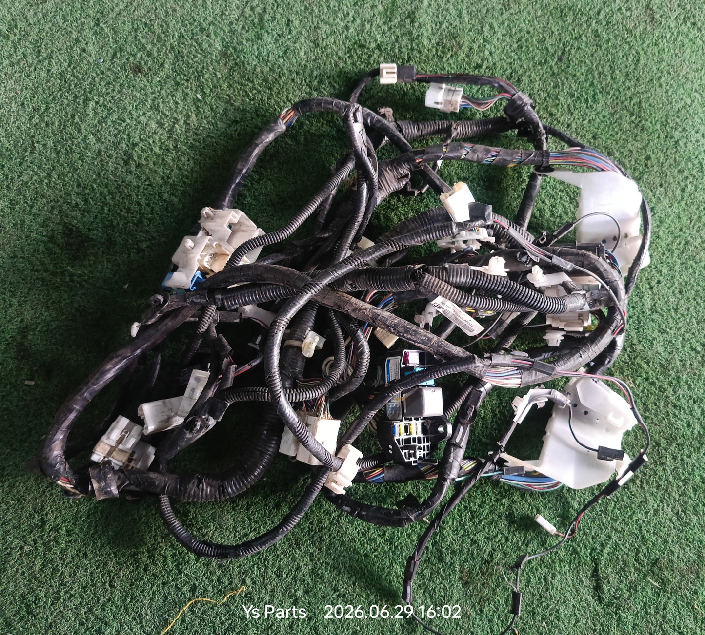 TOYOTA HILUX VIGO 4DOOR LOWER WIRING (WRG0058)
