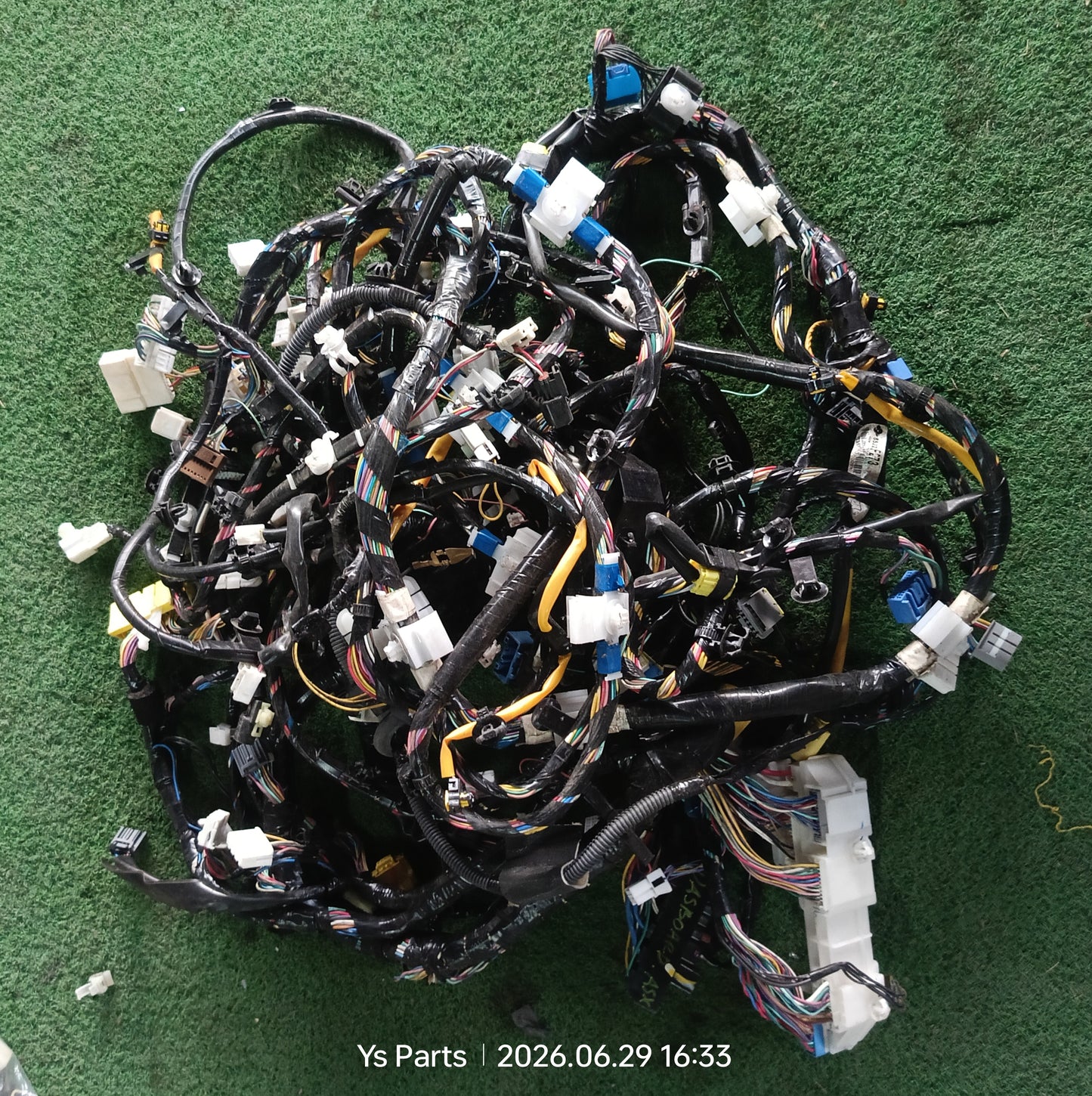 MITSUBISHI ASX AT DASHBOARD WIRING (8522-F2F3)