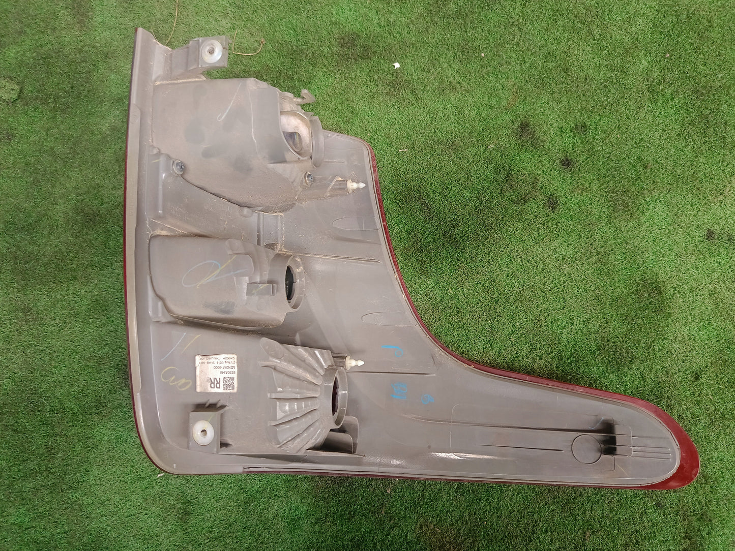 MITSUBISHI TRITON TAIL LAMP RH (TL00227)