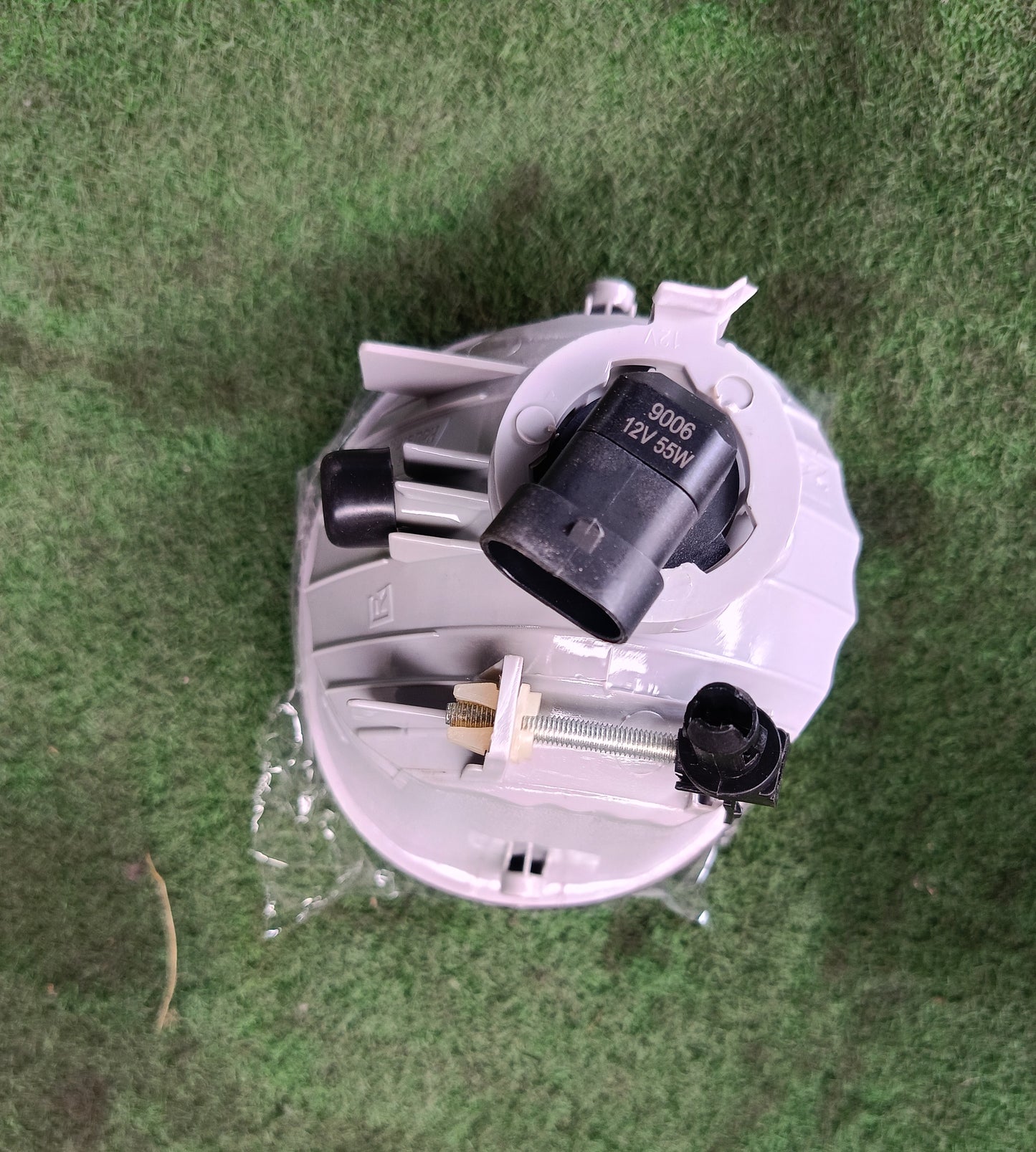 PERODUA MYVI SE 2008 FOG LAMP ASSEMBLY RH (PDV01D-403AE-RNND)