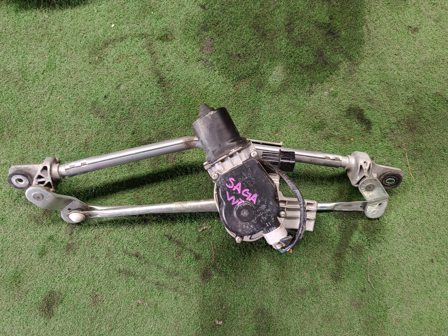 PROTON SAGA VVT WIPER MOTOR (PW865757)