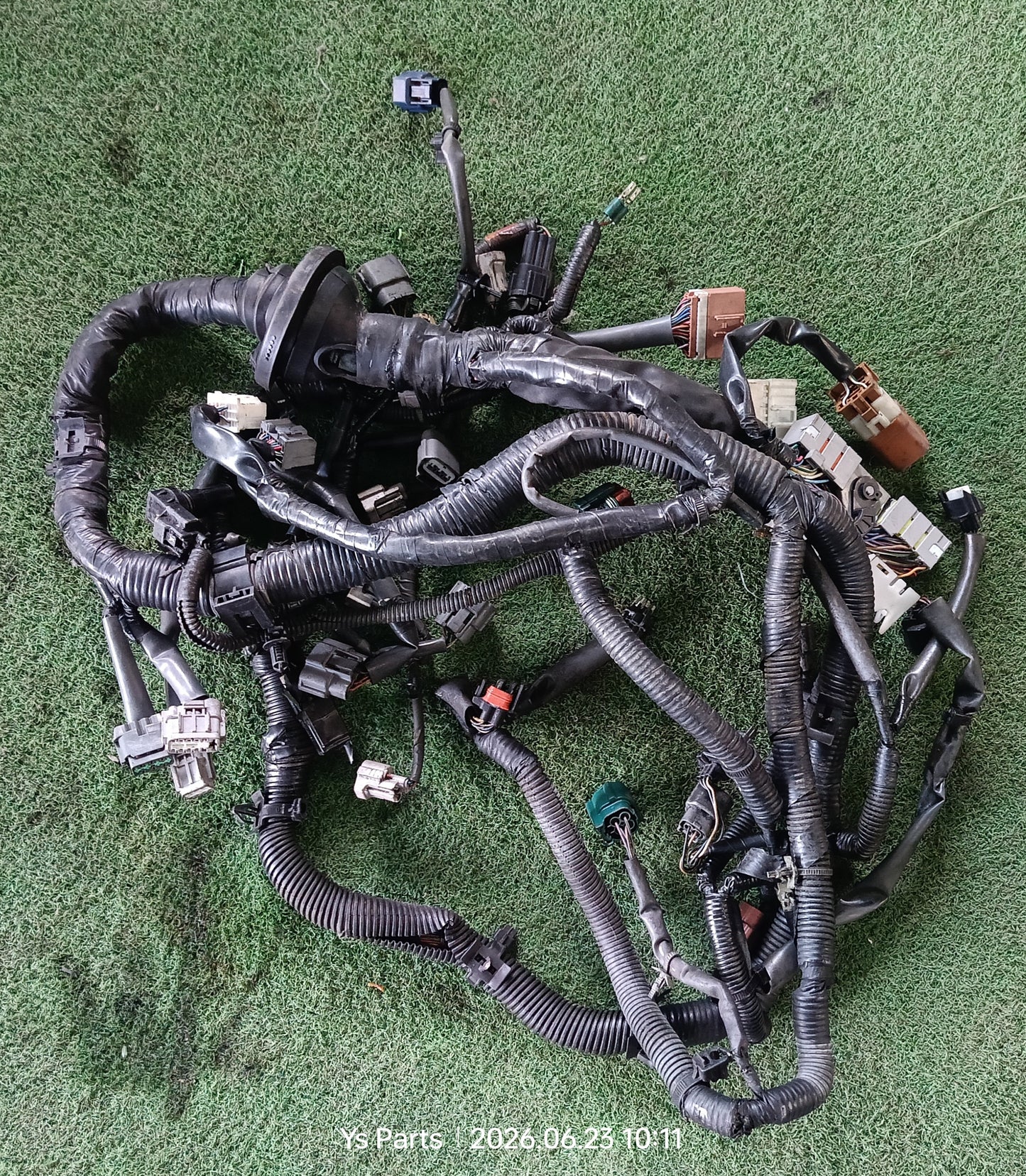 NISSAN X-TRAIL T31 ENGINE WIRING (WRG0033)