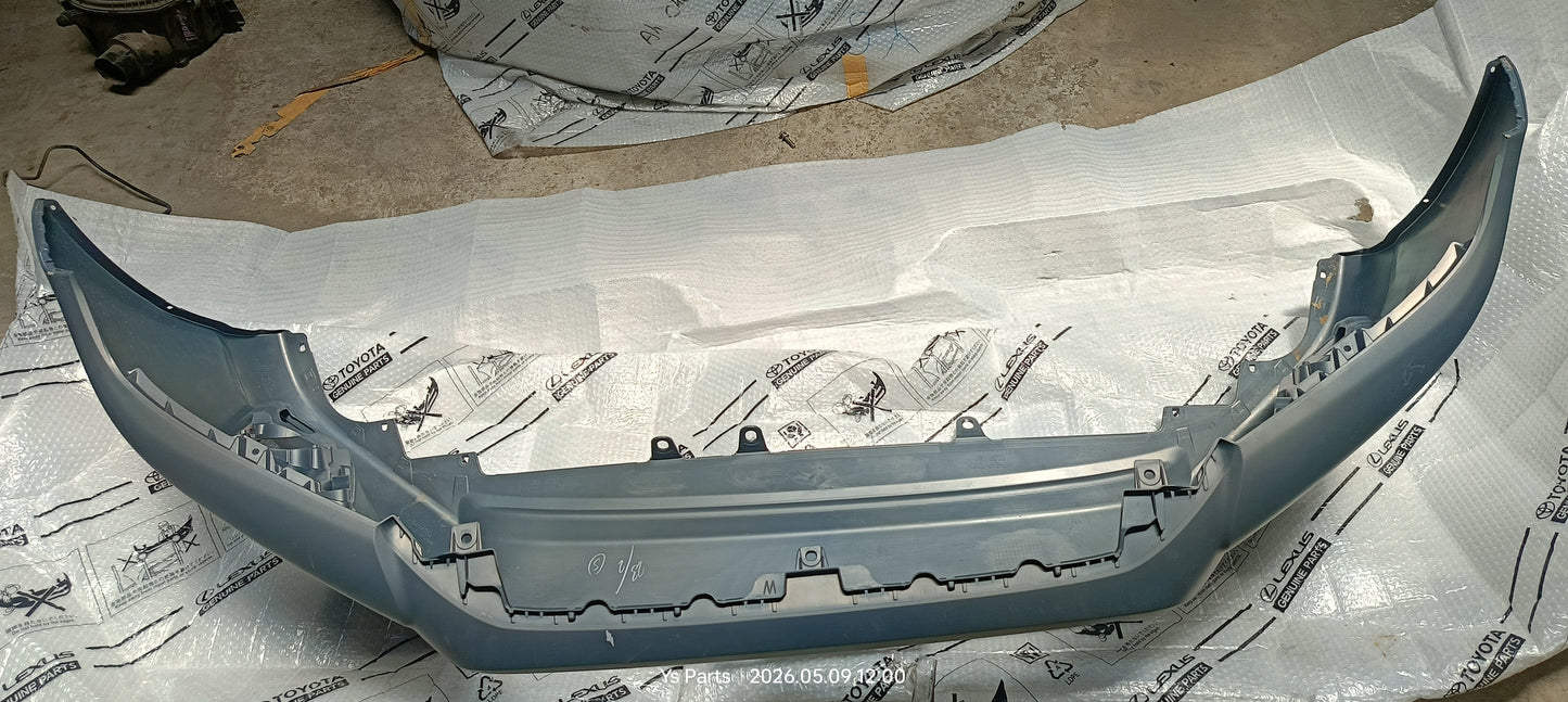 TOYOTA HILUX REVO 2018 4 DOOR FRONT BUMPER COVER (ORIGINAL) (52119-0KD60)
