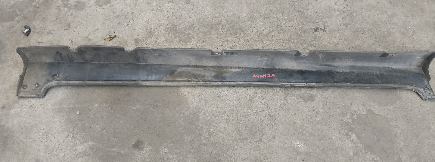 TOYOTA AVANZA SIDE SKIRT LH (SS015)