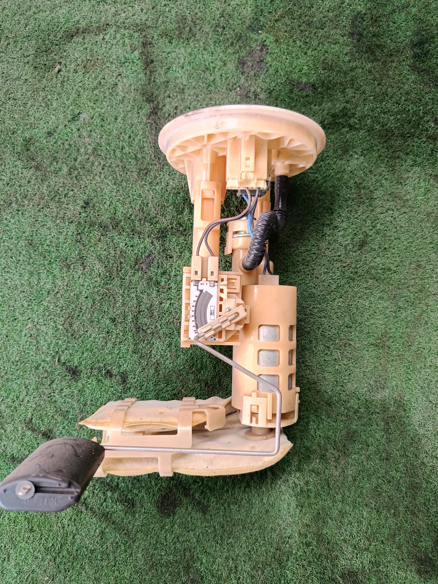 PERODUA BEZZA FUEL PUMP (23210-BZ190)