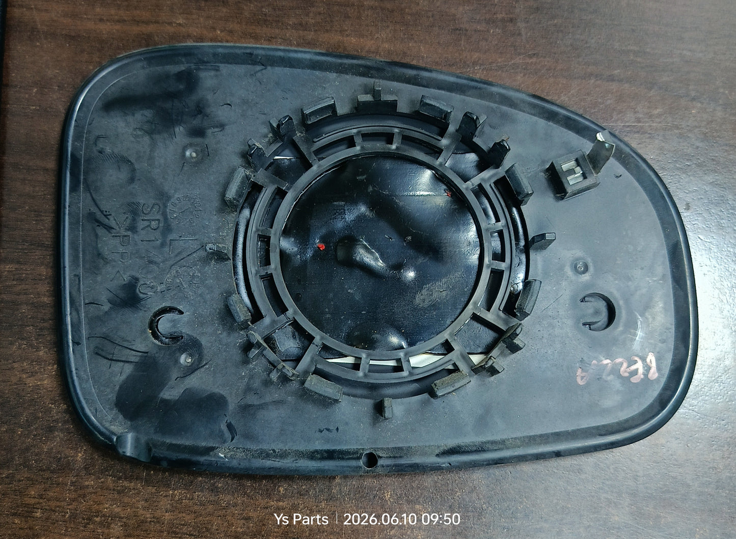 PERODUA BEZZA SIDE MIRROR GLASS LH (SMG037)
