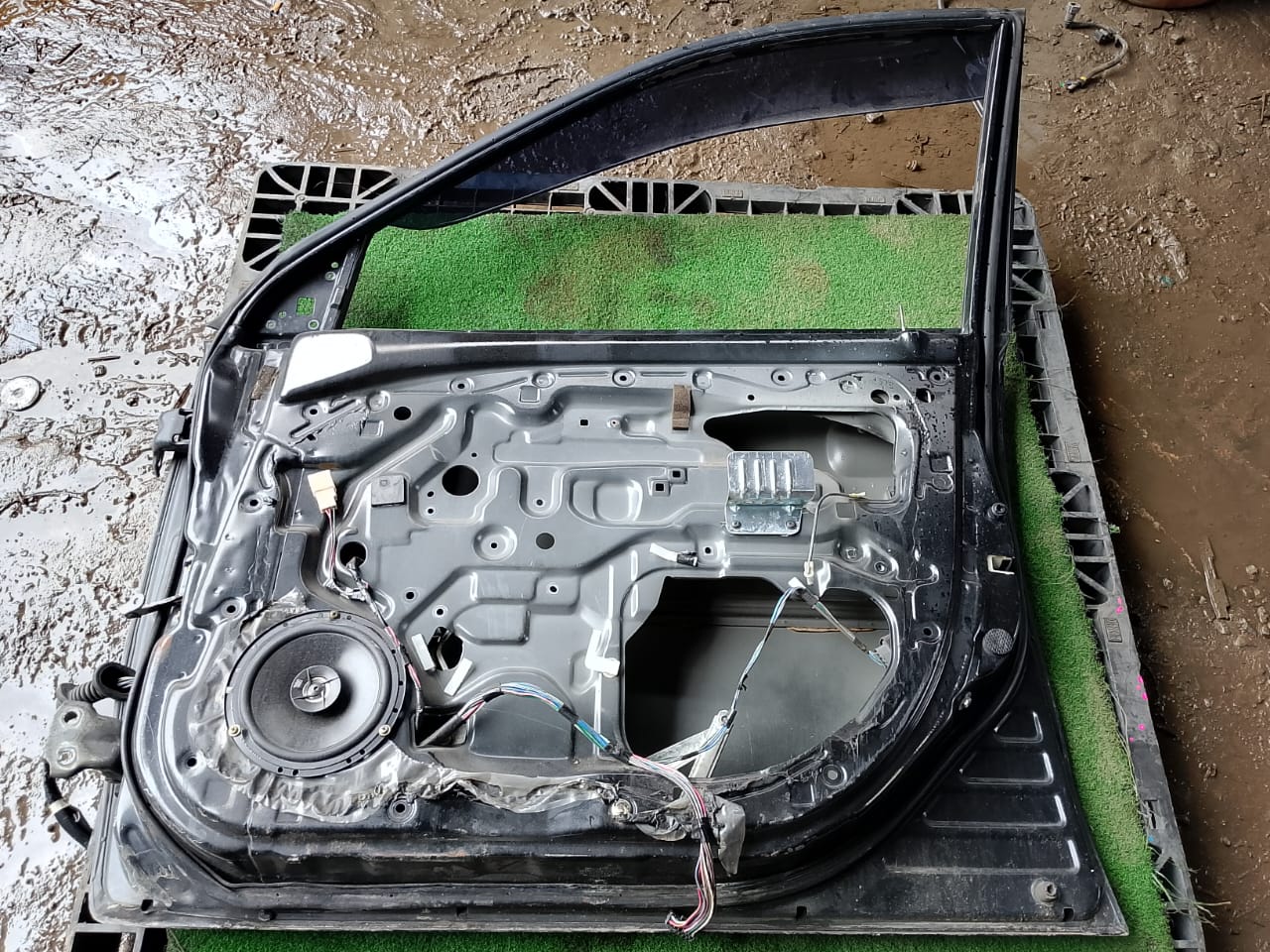 TOYOTA AVANZA DOOR PANEL FRH KOSONG (DP00277)