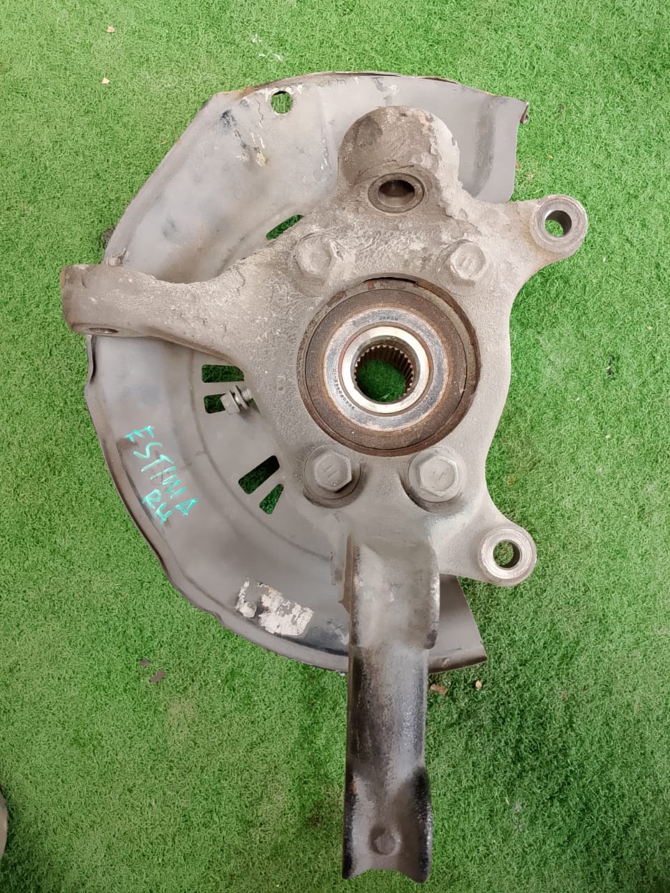 TOYOTA ESTIMA ACR50 KNUCKLE ARM RH (KA082)