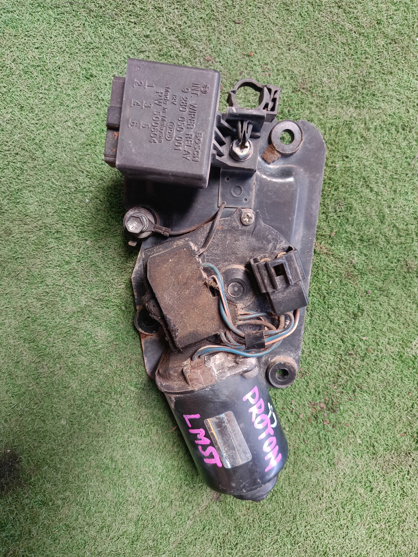 PROTON SAGA ISWARA LMST WIPER MOTOR (PW500604)