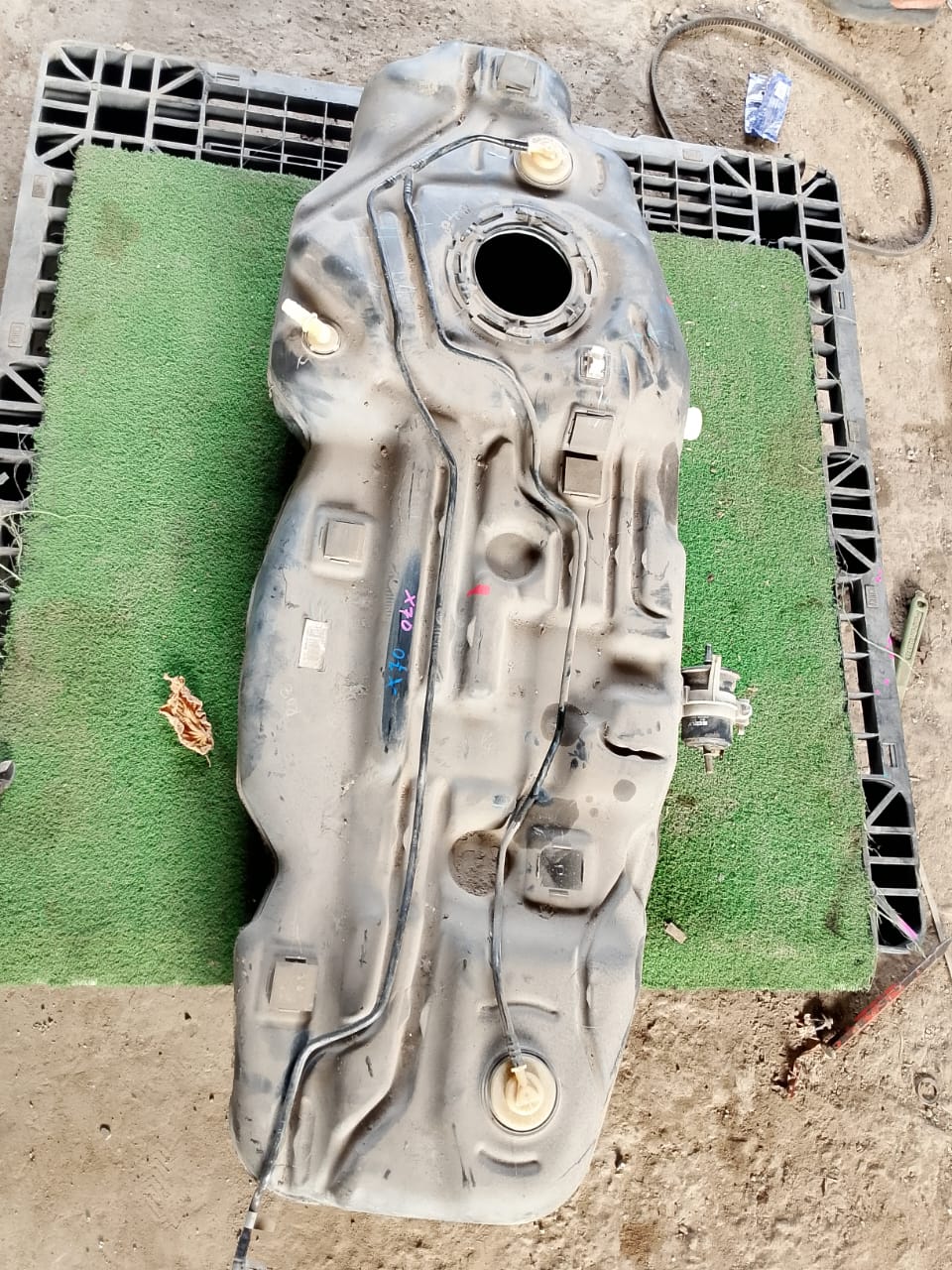 PROTON X70 FUEL TANK (FT00007)