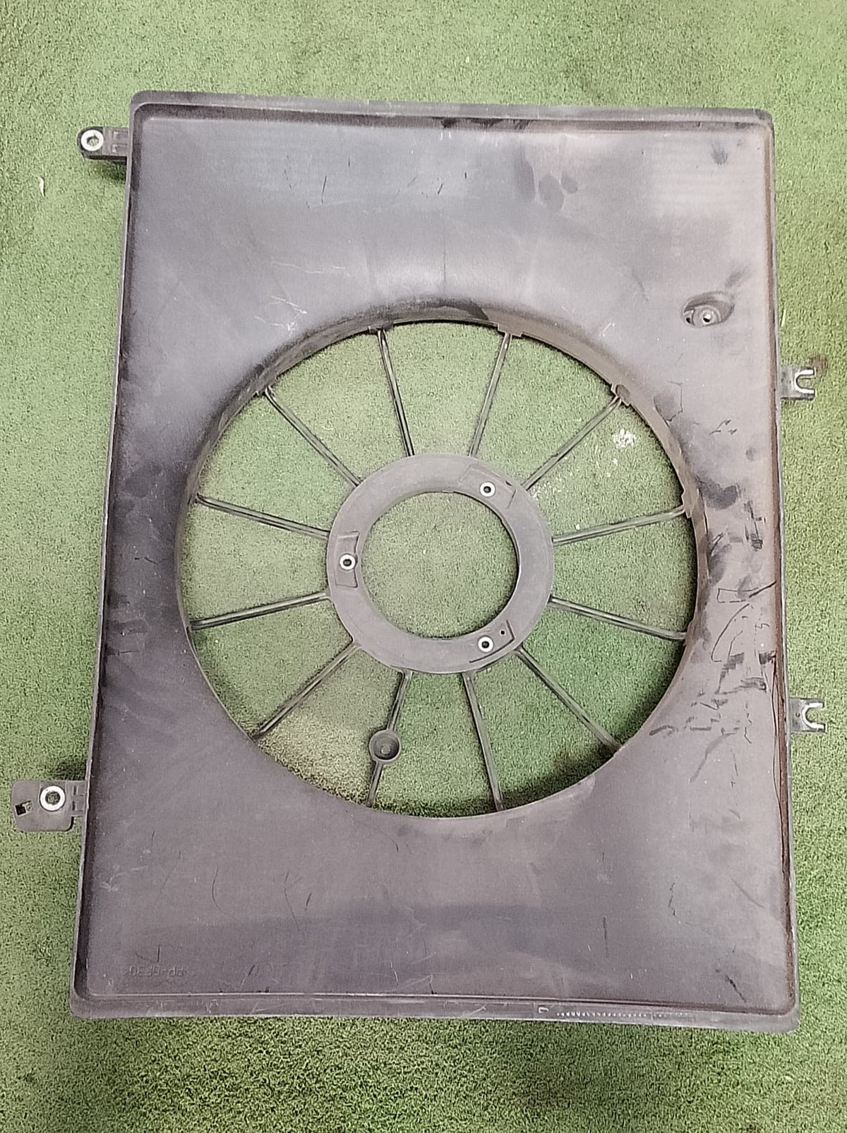 TOYOTA RUSH RADIATOR FAN HOUSING (FH0014)