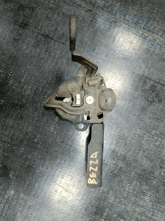 PERODUA BEZZA FRONT BONNET LOCK (BL00025)