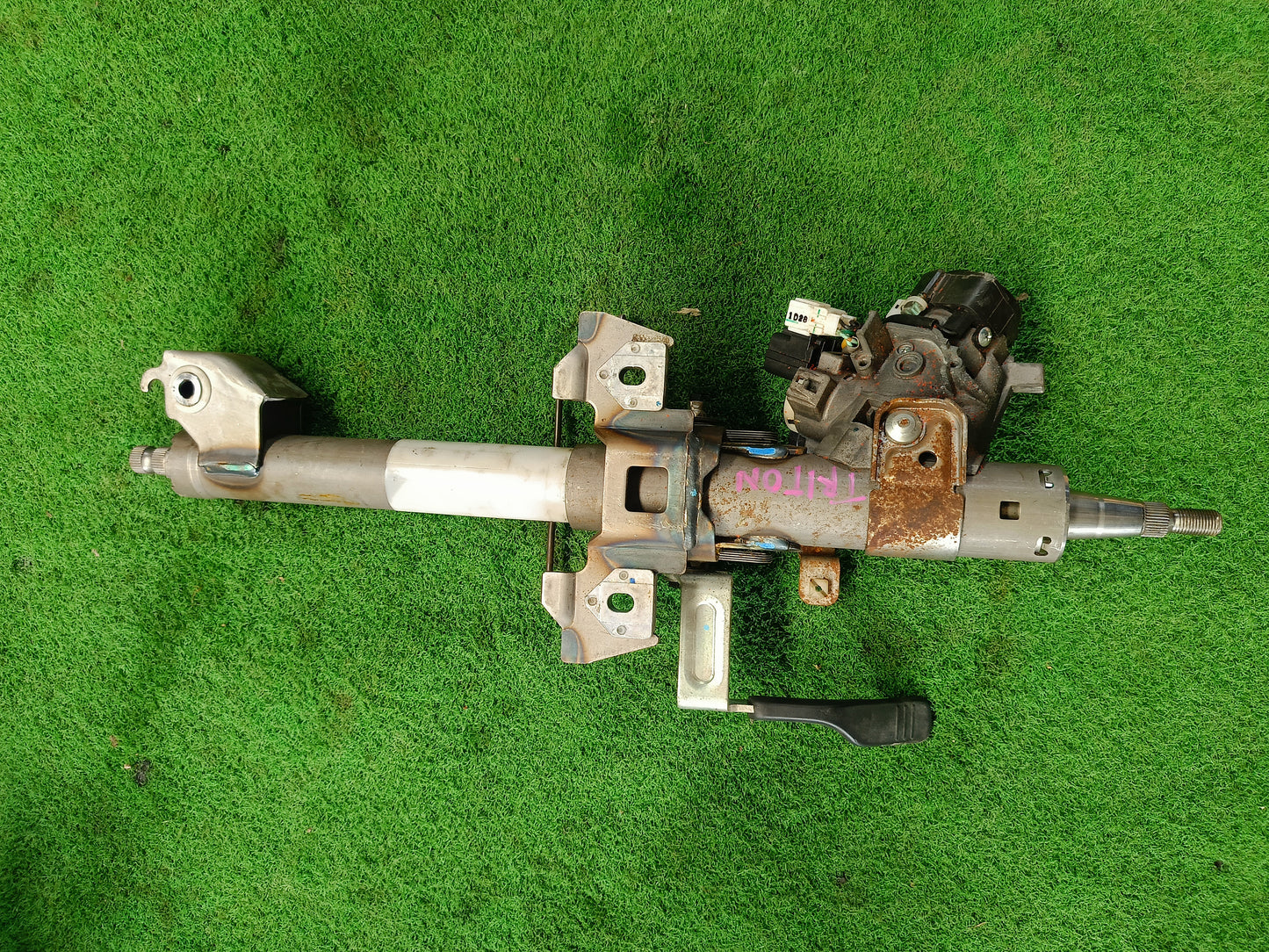 MITSUBISHI TRITON STEERING COLUMN (SC00050)
