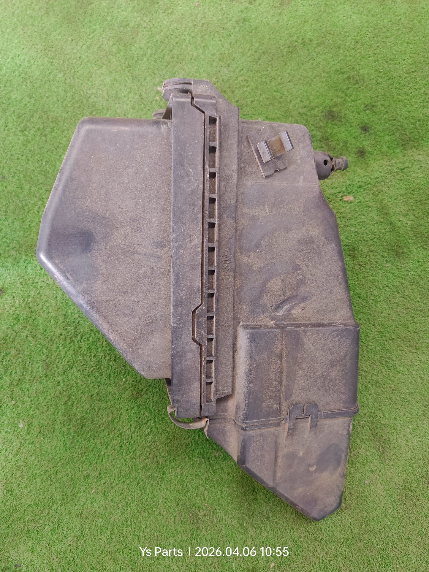 NISSAN ALMERA N17 AIRBOX TOP COVER (U) [ABX0044]