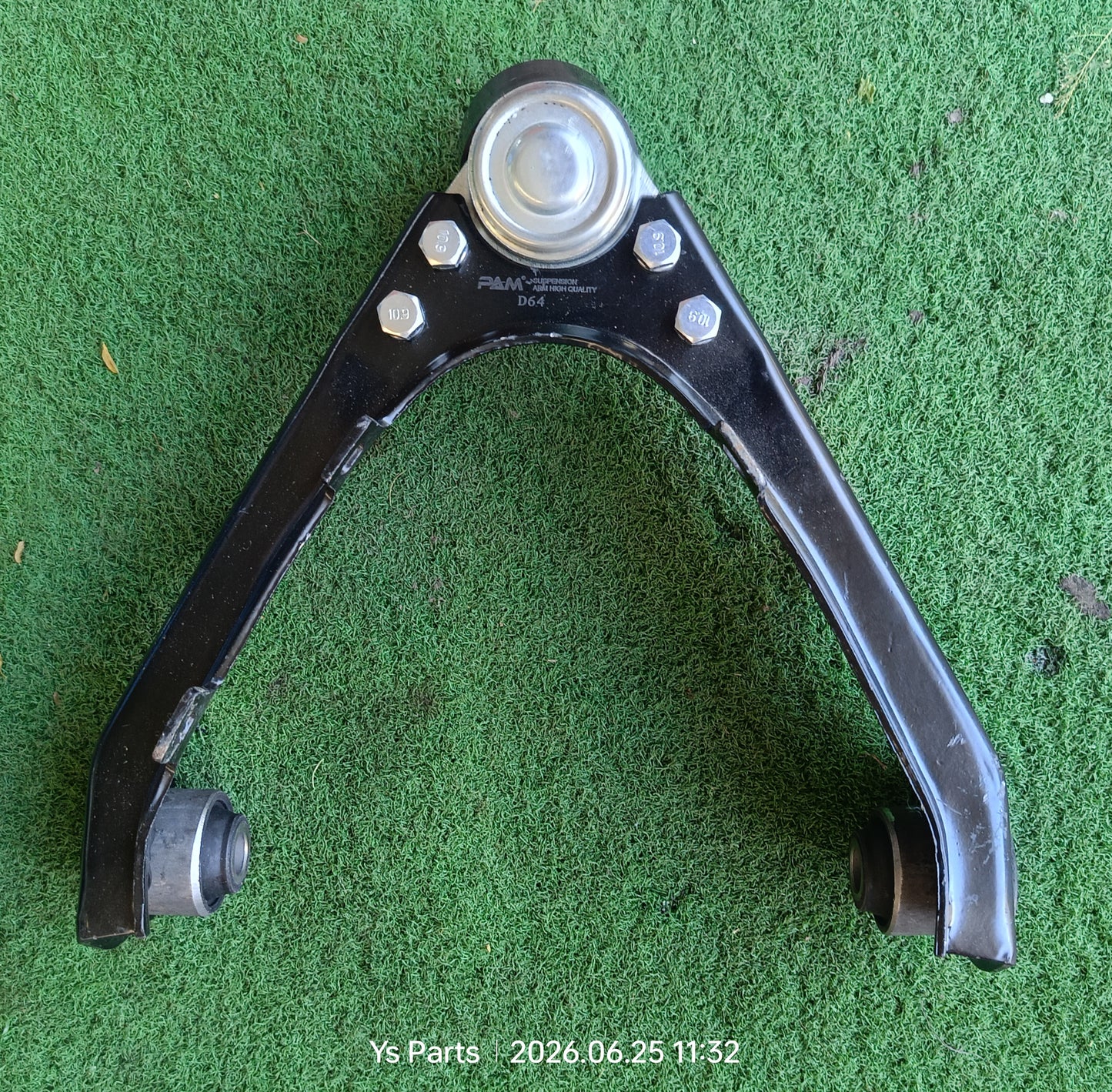 ISUZU DMAX VCROSS 2012 UPPER ARM RH NEW (OEM)  (PUP8-98005-836-0)