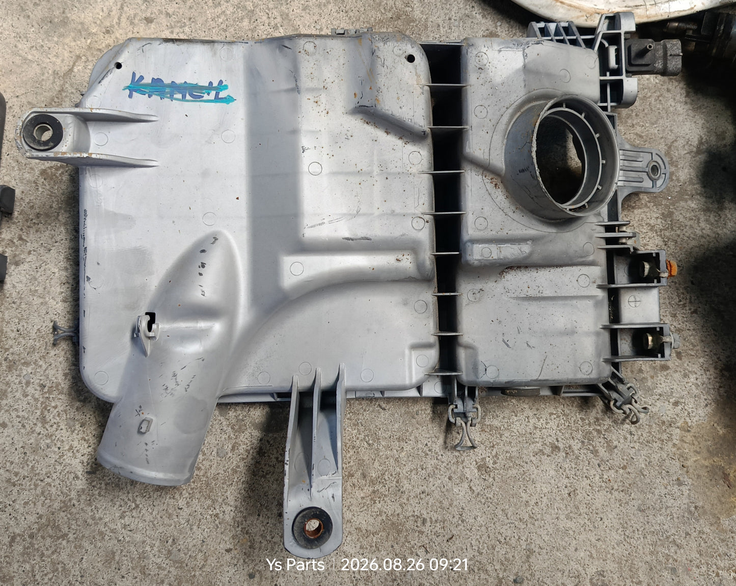 TOYOTA AVANZA AIRBOX TOP COVER (ABX0075)