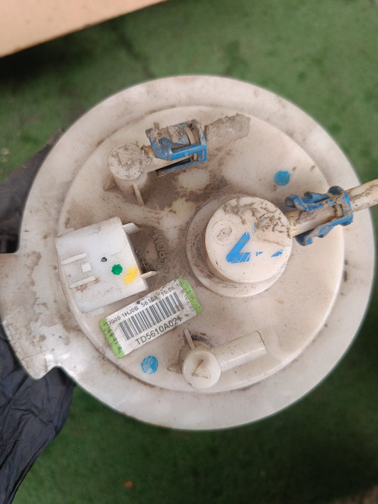 NISSAN ALMERA N17 FUEL PUMP (7040-1HJ0B)