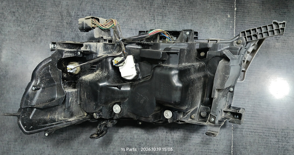 TOYOTA LAND CRUISSER L200 HEAD LAMP RH (HL0150)