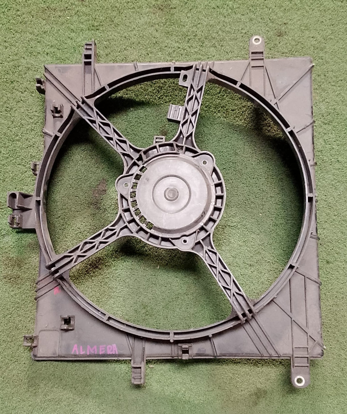 NISSAN ALMERA RADIATOR FAN HOUSING (FH0007)