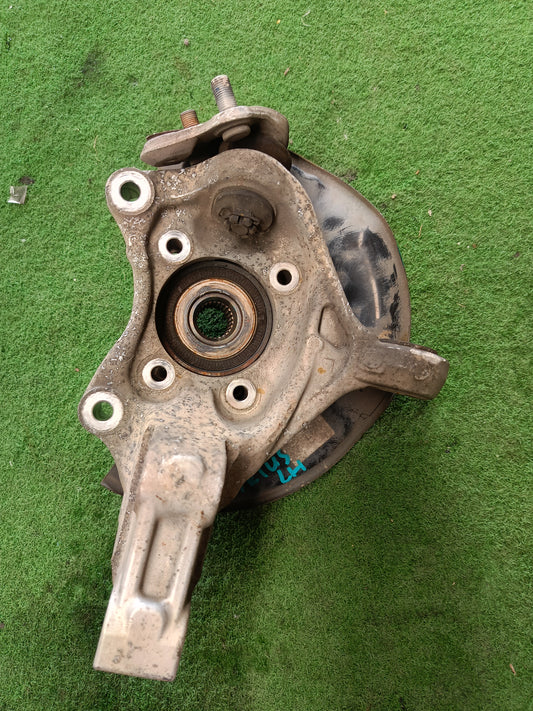 TOYOTA PRIUS KNUCKLE ARM LH (KA085)