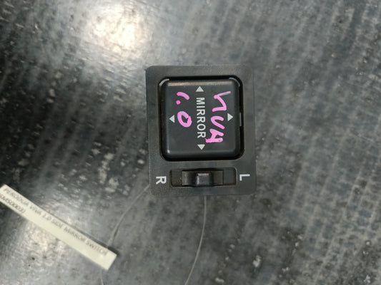 PERODUA VIVA 1.0 SIDE MIRROR SWITCH (SMS0003)