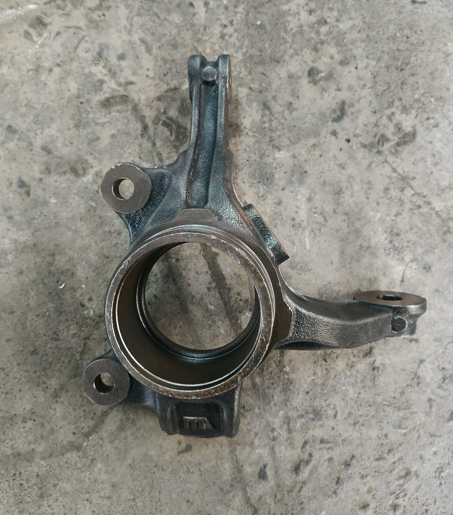 PERODUA MYVI 2018 KNUCKLE FLH (NEW) (43212-BZ330)
