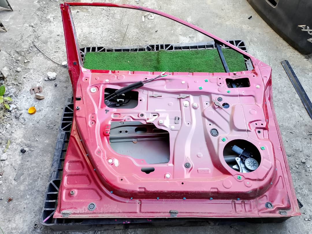 TOYOTA COROLLA CROSS DOOR PANEL FLH KOSONG (DP00267)