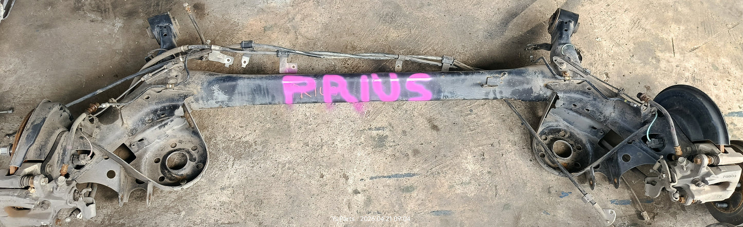 TOYOTA PRIUS REAR AXLE (RA0018)