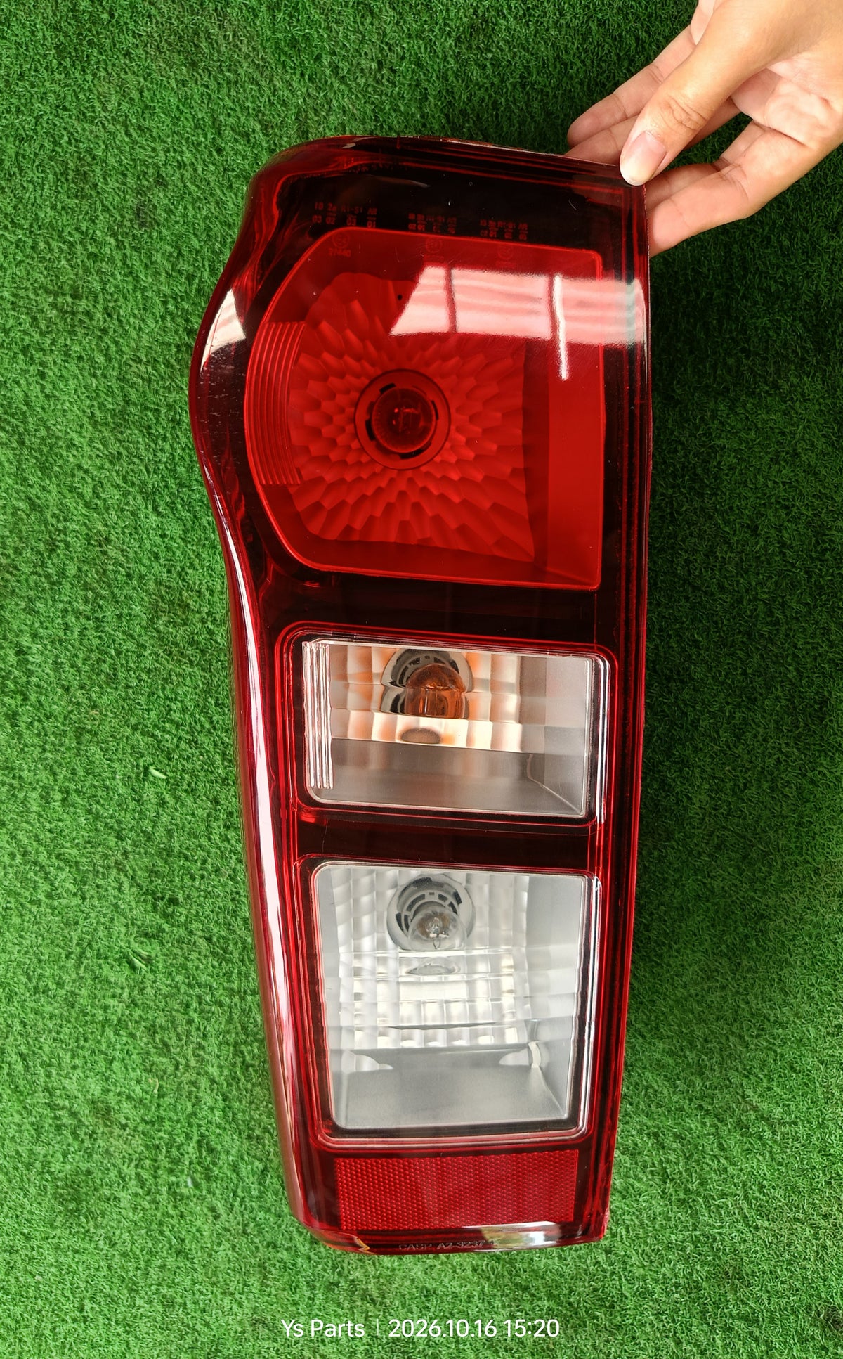 ISUZU DMAX 2013 2DOOR TAIL LAMP LH (NEW) (ISK05F-4036A-LNNX)