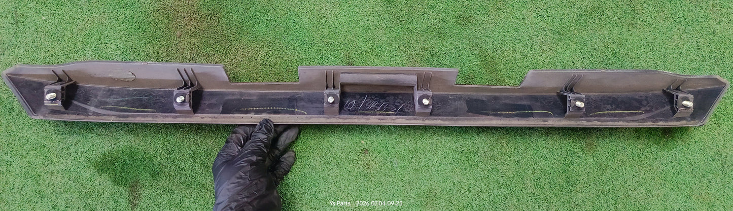 PROTON SAGA VVT TAIL GATE MOLDING (PW936516)