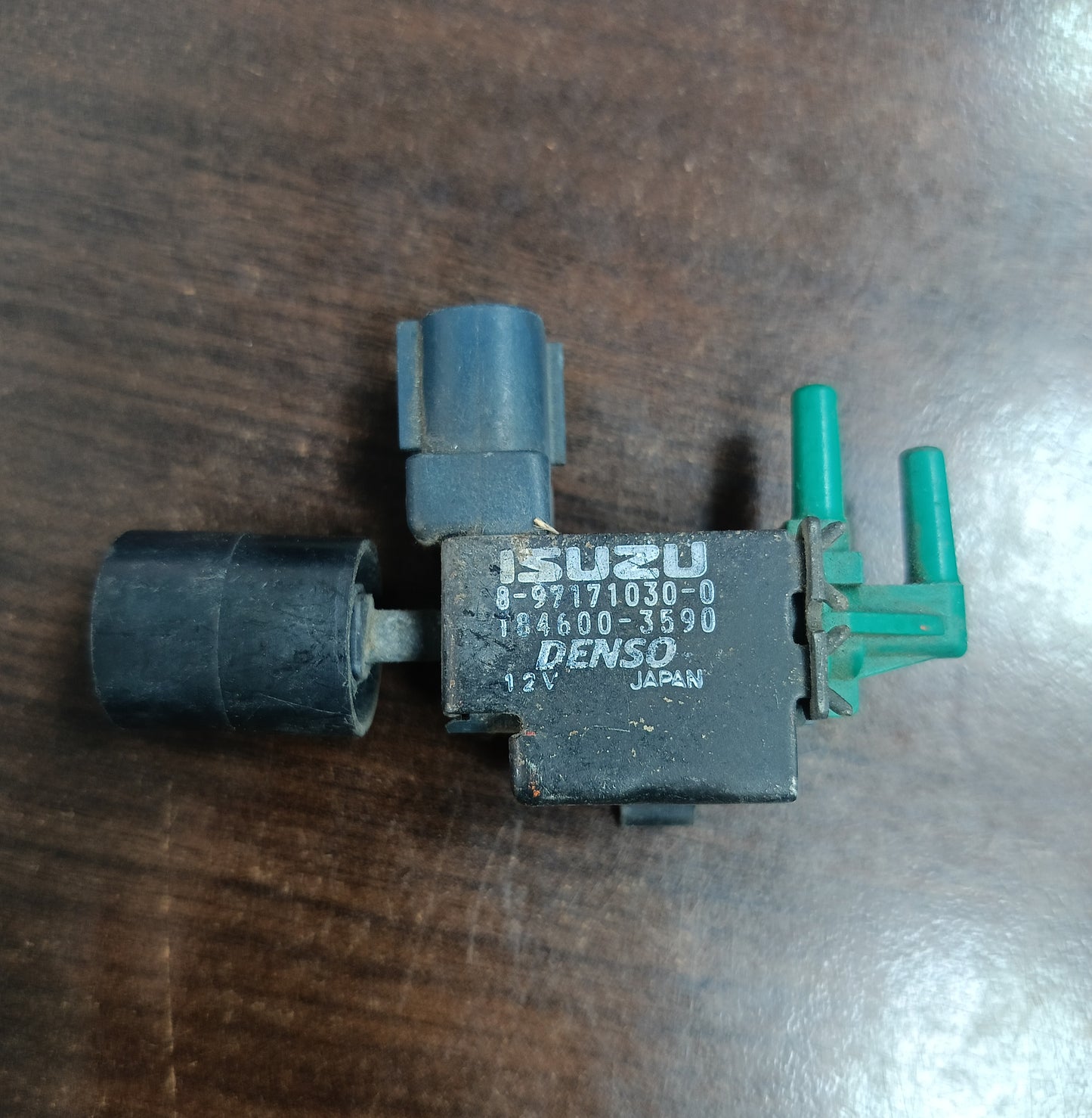 ISUZU NKR77 4JH1 EGR CONTROL VACUUM VALVE (8-97171030-0)