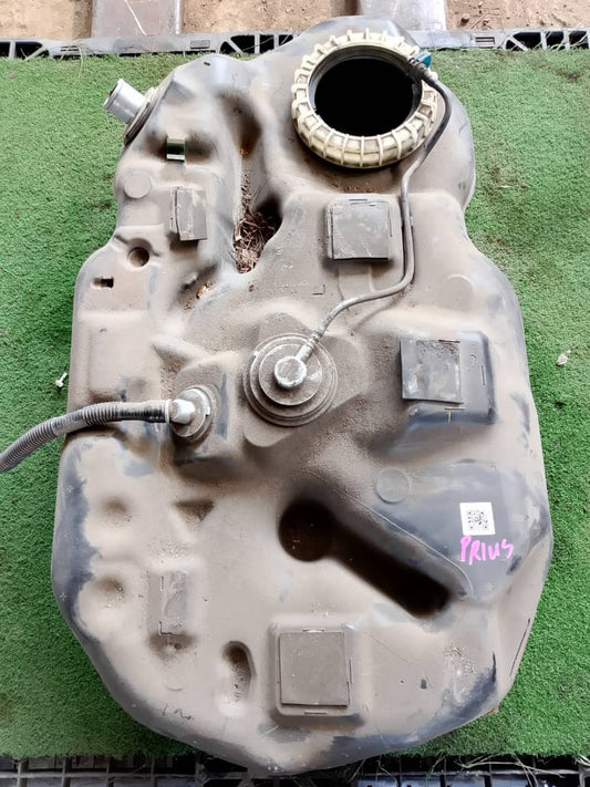 TOYOTA PRIUS FUEL TANK (FT00037)