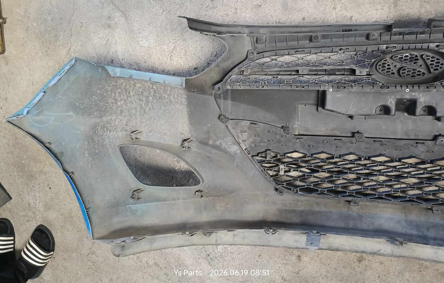 HYUNDAI I-10 FRONT BUMPER COMPLETE BLUE (FB00027)