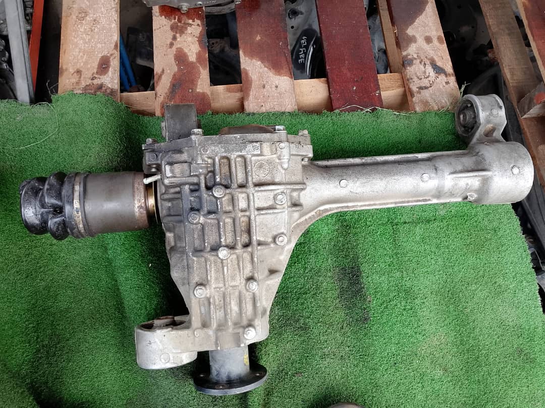 NISSAN NAVARA NP300 FRONT AXLE (FA00004)
