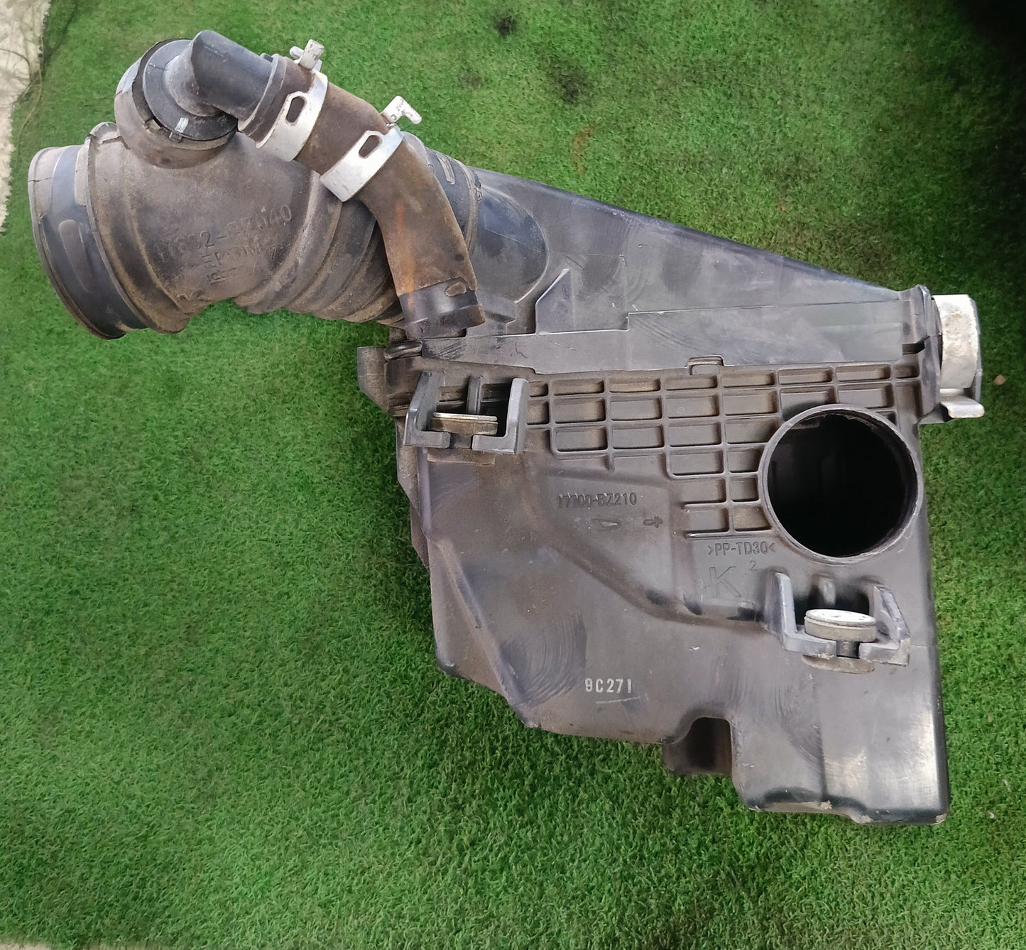 PERODUA AXIA AIRBOX (ABX0070)