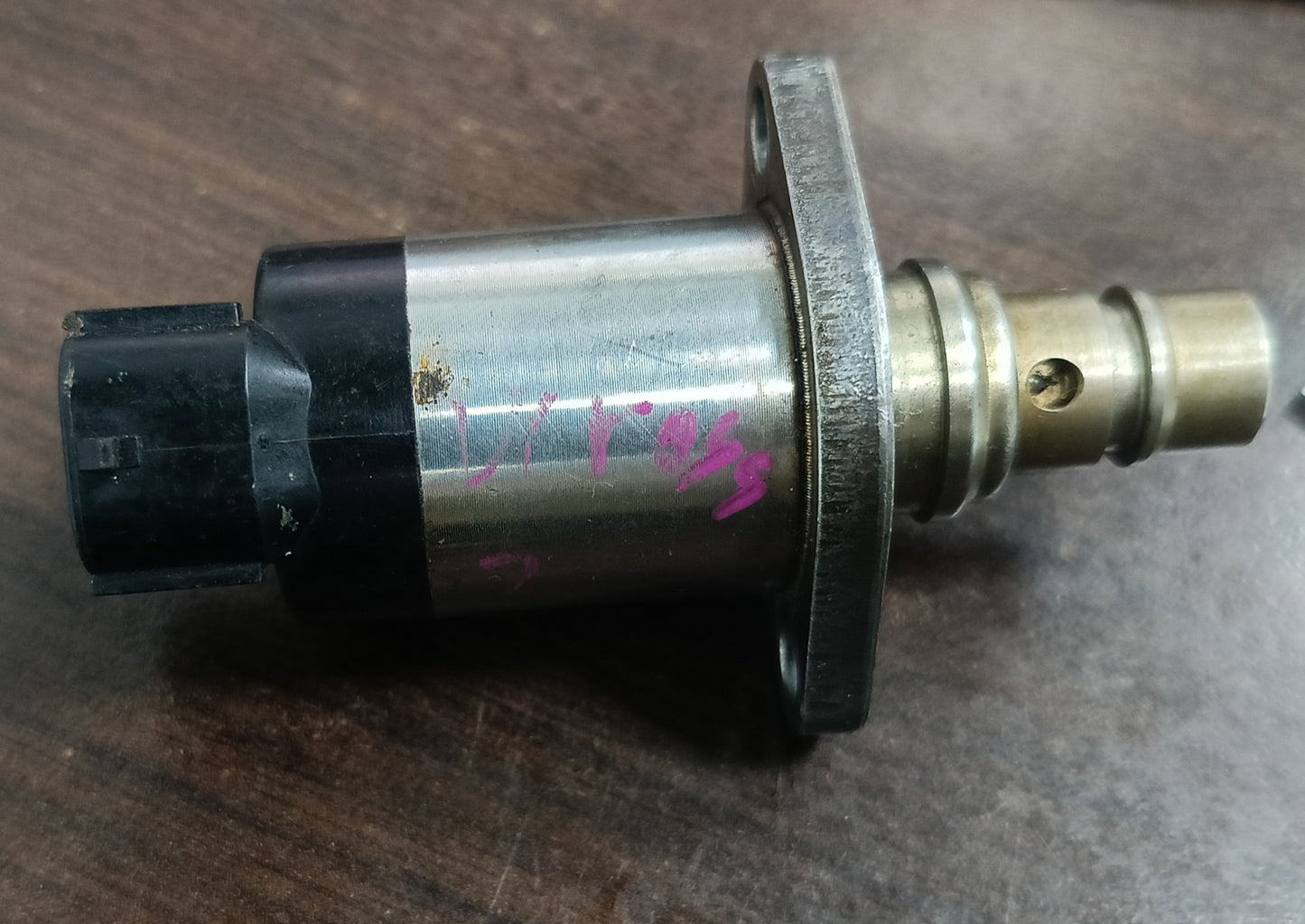 ISUZU DMAX VCROSS FUEL PRESSURE SENSOR (FPS004)