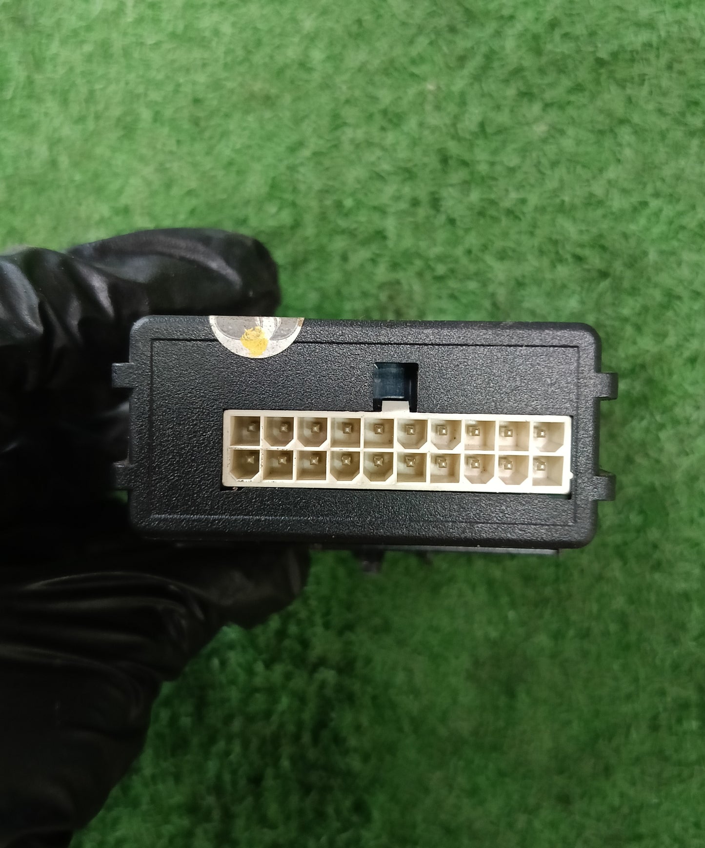 MITSUBISHI TRITON ECU (CSE) (4C1351C1A)