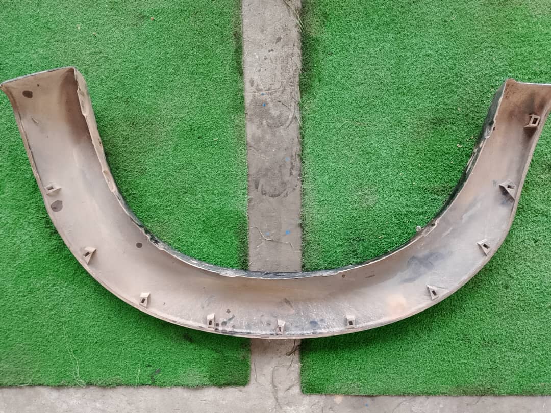 TOYOTA VIGO FENDER FLARE RRH (FF041)